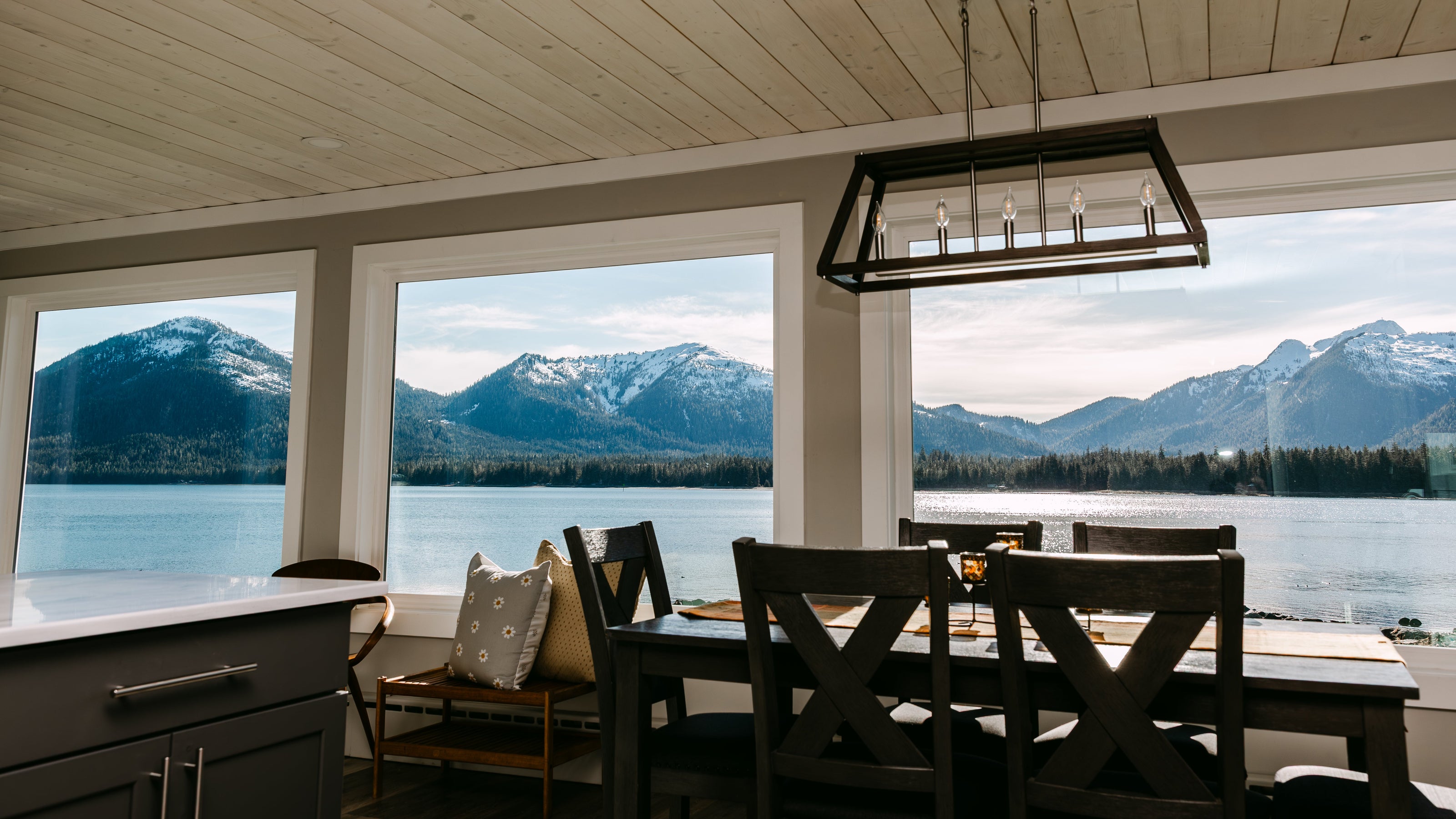 dining area with a stunning view of a mountainous